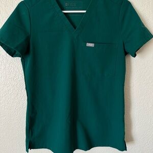 Figs Hunter Green Catarina Scrub Top